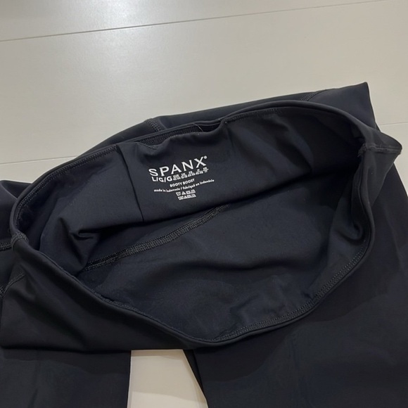 Spanx - Picture 5 of 9